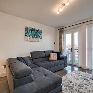 Apartment Comfort 2 Bed And Balcony 